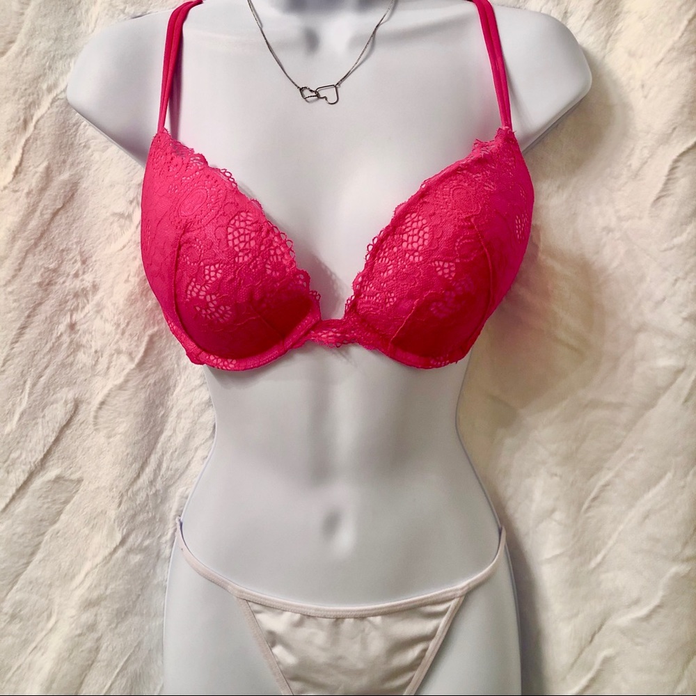 Victoria’s Secret Very Sexy Push Up Bra 36C